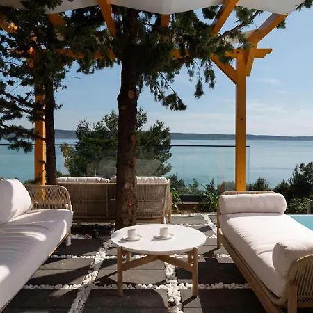 Feriehus Beatrice Soho Starigrad Paklenica