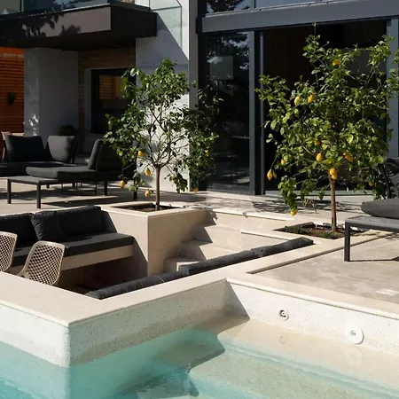 Beatrice Soho Starigrad Paklenica